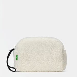 New Kate Spade White Sherpa Pouch Wrislet